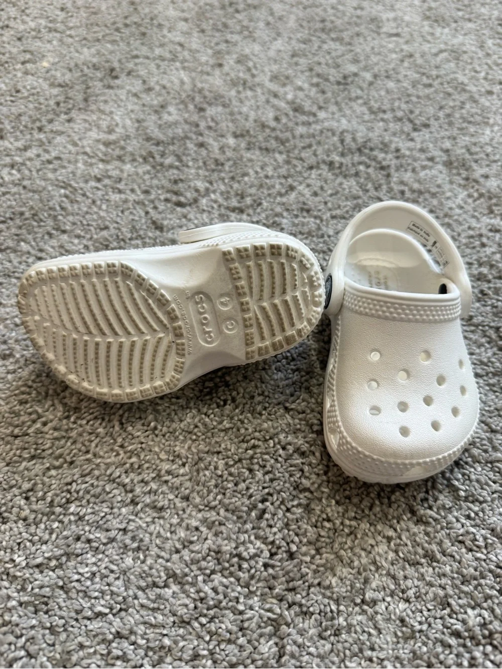 CROCS Toddler size C4 white